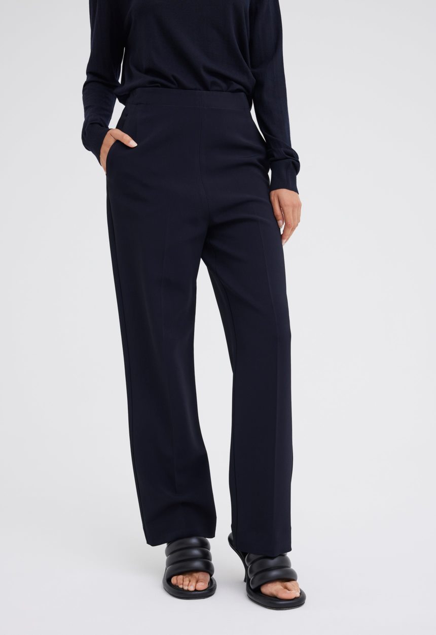 Jac + Jack Enzo Italian Crepe Pant - Navy